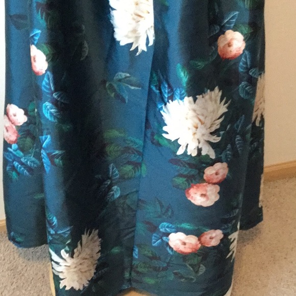 SACHIN  Dharma Plunging Sleeveless Floral-Printed - Picture 7 of 8